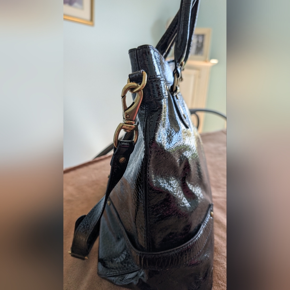 Cole Haan Black Patent Leather Large Tote Shoulder Bag Beautiful Condition - Picture 4 of 8